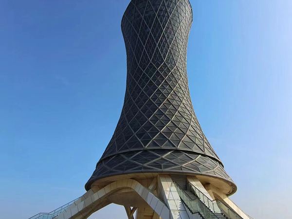 烟台福莱山景观塔玻璃施工 (2).jpg